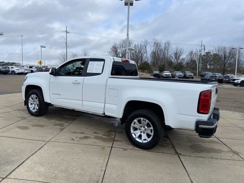 Used 2022 Chevrolet Colorado LT w/ Fleet Safety Package image 7