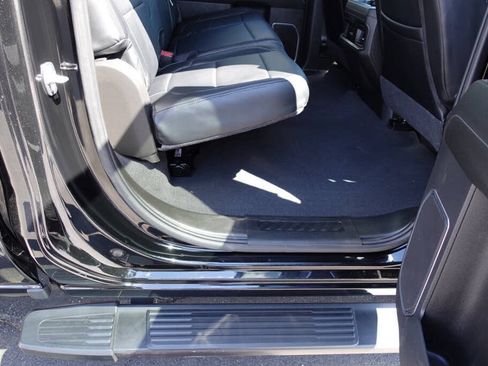 Used 2024 Chevrolet Silverado 1500 RST AWD/4WD image 31