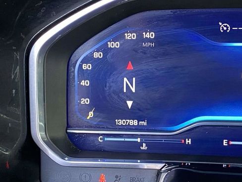 Used 2022 Chevrolet Silverado 1500 LTZ w/ Z71 Off-Road Package image 27