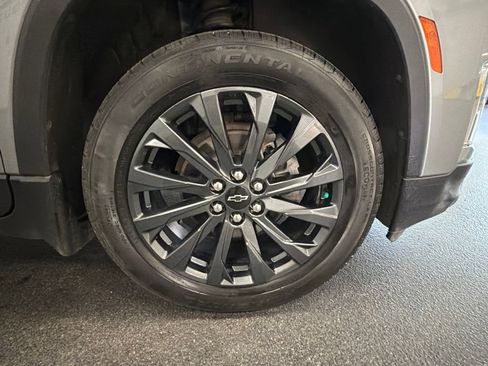 Used 2023 Chevrolet Traverse RS w/ LPO, Floor Liner Package AWD/4WD image 12