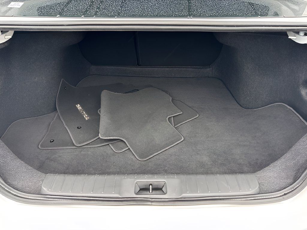 Used 2025 Nissan Sentra SV FWD image 25