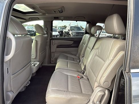 Used 2011 Honda Odyssey EX-L image 16