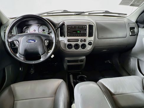 Used 2003 Ford Escape XLT FWD image 25