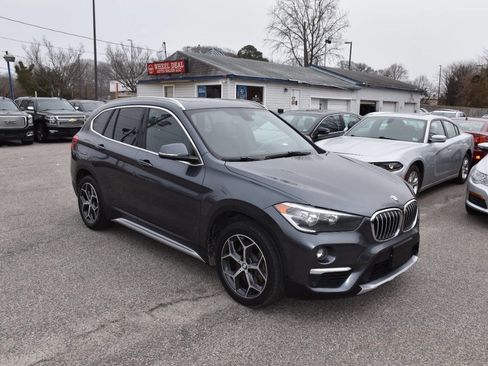 Used 2018 BMW X1 xDrive28i image 4