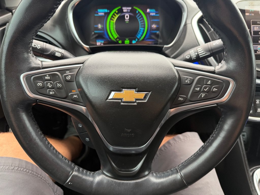 Used 2018 Chevrolet Volt Premier w/ Driver Confidence Package FWD image 26