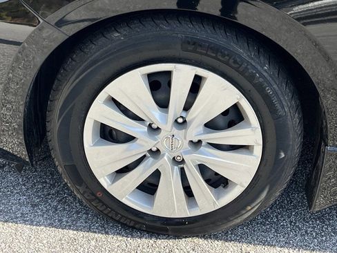 Used 2023 Nissan Sentra S image 23