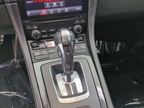 Certified 2022 Porsche 718 Boxster Spyder RWD image 13