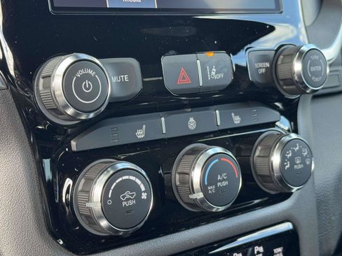 New 2026 RAM 1500 Big Horn w/ Night Edition AWD/4WD image 5