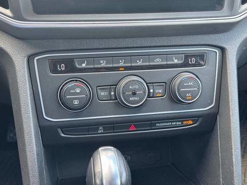 Used 2019 Volkswagen Atlas SE w/ Towing Package AWD/4WD image 35