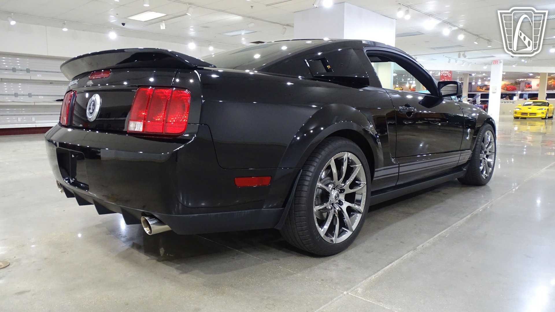 Used 2007 Ford Mustang Shelby GT500 RWD image 15