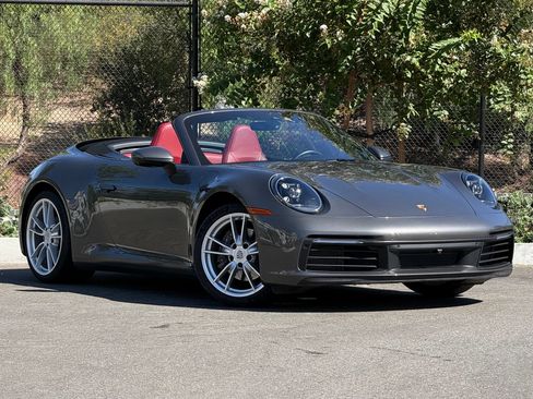 Used 2021 Porsche 911 Carrera RWD image 9