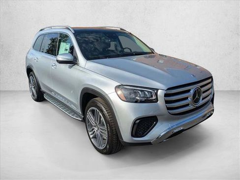 Certified 2026 Mercedes-Benz GLS 450 4MATIC image 3