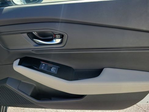 Used 2025 Honda Accord Touring image 8