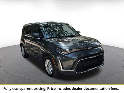 Used 2025 Kia Soul LX w/ LX Technology Package