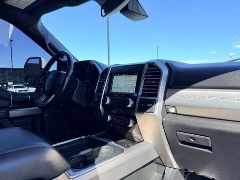 Used 2019 Ford F350 Platinum AWD/4WD image 14