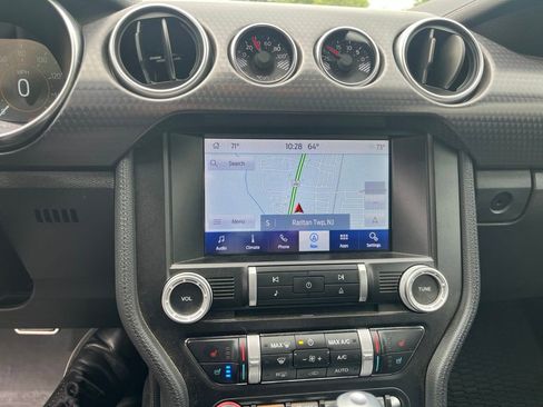Used 2019 Ford Mustang GT Premium w/ GT Performance Package RWD image 9
