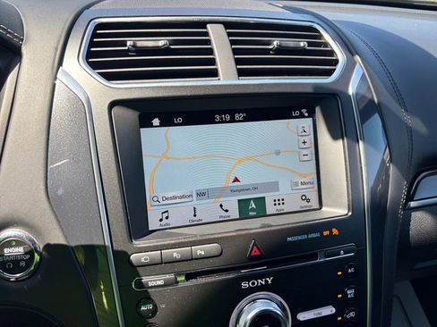 Used 2018 Ford Explorer Platinum AWD/4WD image 19