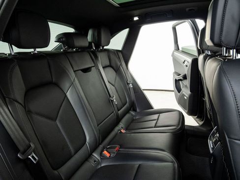 New 2026 Porsche Macan AWD/4WD image 23