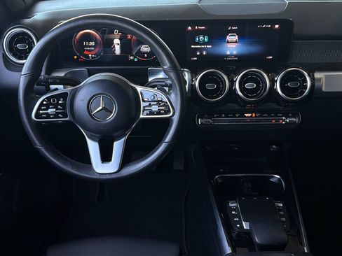 Used 2022 Mercedes-Benz GLB 250 image 14