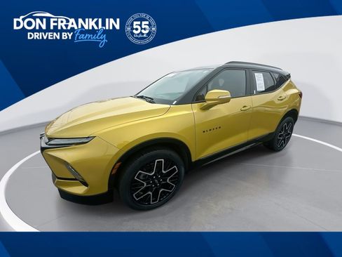Used 2023 Chevrolet Blazer RS w/ Driver Confidence II Package AWD/4WD image 1