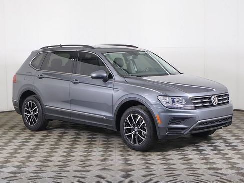 Used 2021 Volkswagen Tiguan S AWD/4WD image 2