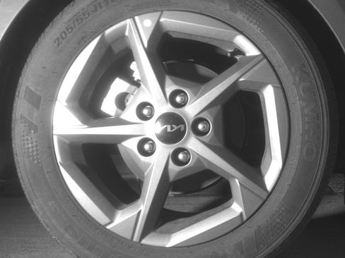 Used 2025 Kia K4 LXS image 15