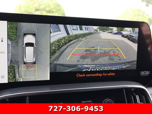 Used 2025 Lexus LX 700h F Sport AWD/4WD image 4