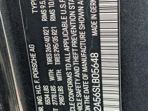 Used 2025 Porsche Macan image 29