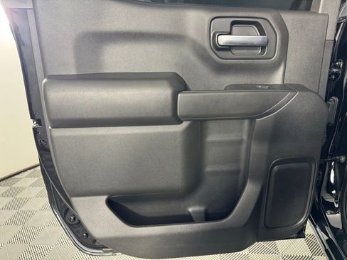 Used 2025 Chevrolet Silverado 1500 Custom Trail Boss image 22