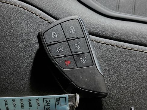 Used 2021 Chevrolet Tahoe High Country w/ Premium Package image 37