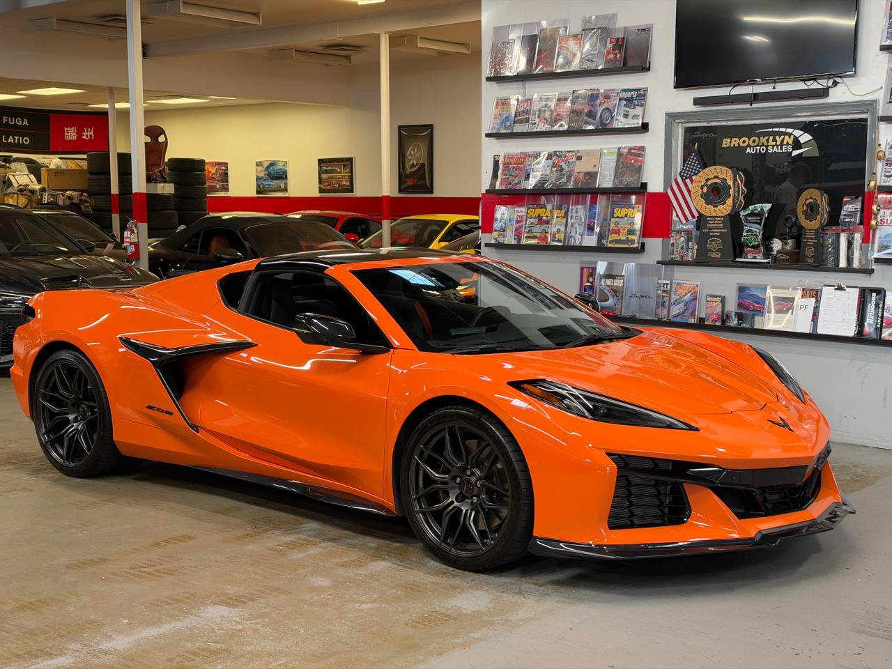 Used 2023 Chevrolet Corvette Z06 RWD image 4