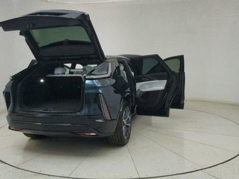 Used 2024 Cadillac Lyriq Sport image 77