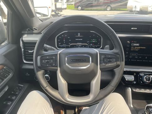 Used 2023 GMC Sierra 1500 Denali w/ Denali Reserve Package AWD/4WD image 31