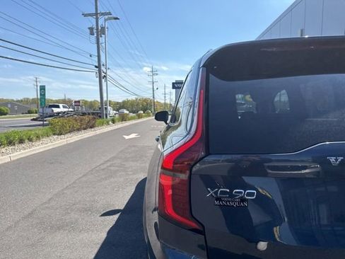 Certified 2025 Volvo XC90 B6 Plus AWD/4WD image 10