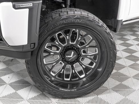 Used 2024 GMC Sierra 2500 Denali Ultimate image 34