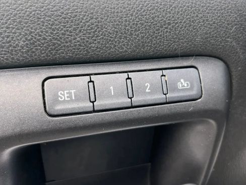 Used 2018 GMC Sierra 1500 SLT AWD/4WD image 33