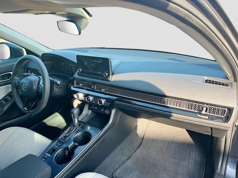 Used 2022 Honda Civic LX image 26