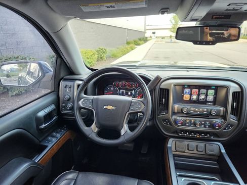 Used 2017 Chevrolet Silverado 1500 High Country AWD/4WD image 12