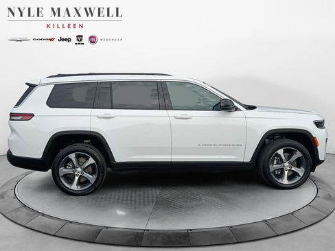 New 2026 Jeep Grand Cherokee L Limited AWD/4WD image 17