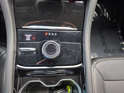 Used 2023 Jeep Grand Cherokee Limited w/ Luxury Tech Group II AWD/4WD image 26