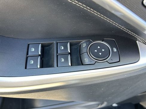 Used 2022 Ford Explorer XLT w/ Equipment Group 202A image 55