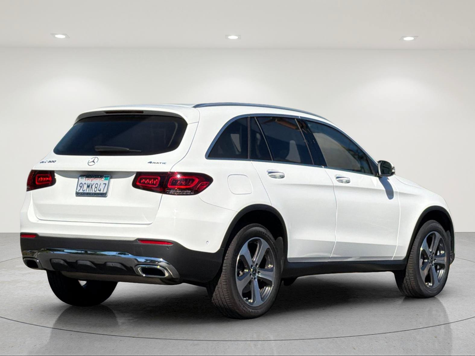 Used 2022 Mercedes-Benz GLC 300 4MATIC image 4