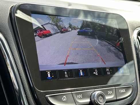 Used 2024 Chevrolet Equinox Premier FWD image 22