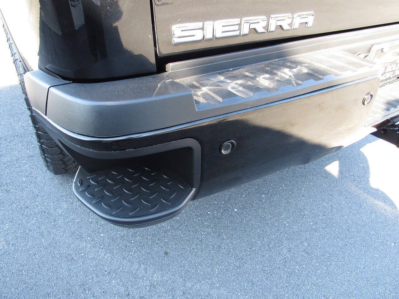 Used 2017 GMC Sierra 1500 Denali AWD/4WD image 18