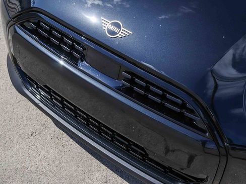 New 2026 MINI Cooper 2-Door Hardtop image 9