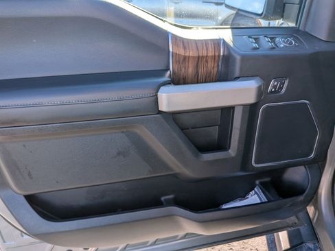 Used 2020 Ford F150 Lariat w/ Equipment Group 502A Luxury image 14