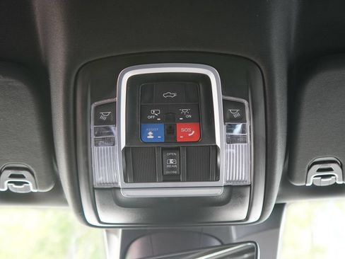 Used 2023 RAM 1500 Laramie AWD/4WD image 28