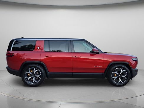 Used 2023 Rivian R1S Adventure AWD/4WD image 8