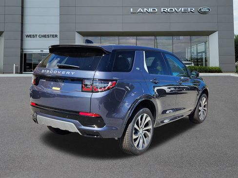New 2025 Land Rover Discovery Sport S image 4