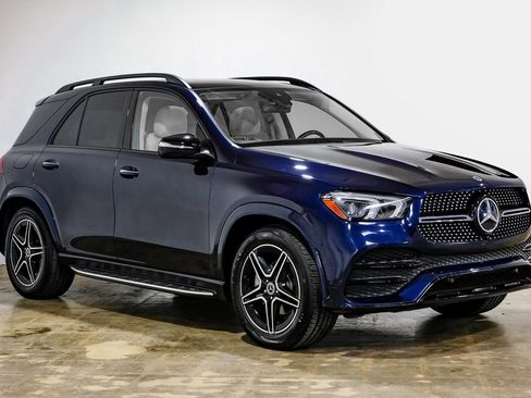 Used 2022 Mercedes-Benz GLE 350 4MATIC w/ AMG Line Exterior image 7